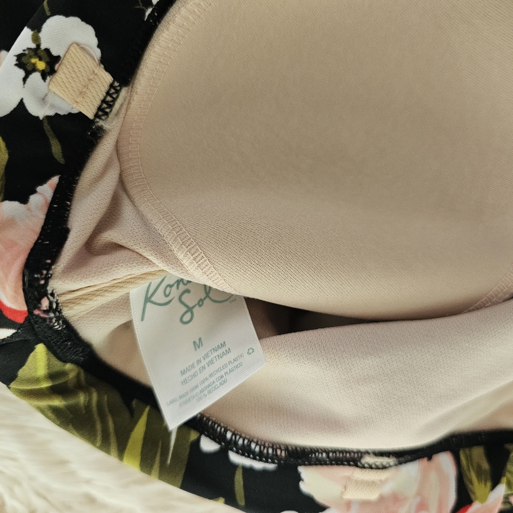 Floral Black Two-Piece Swimsuit - Picture 5 of 5